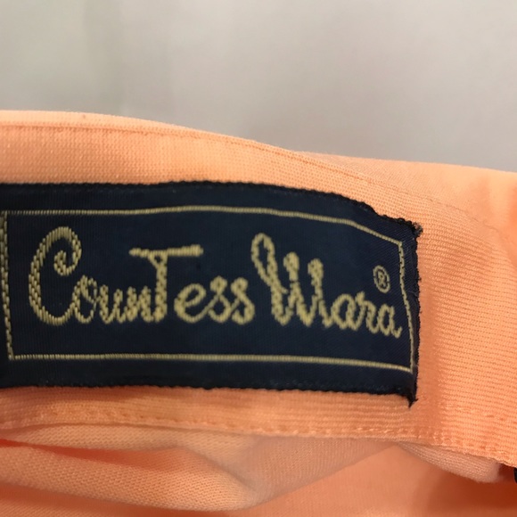 COUNTESS MARA - Picture 5 of 5